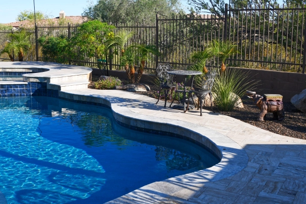 Diving In: Gunite vs Fiberglass